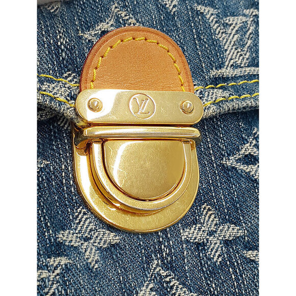 Louis Vuitton Monogram Denim Pleaty Semi Shoulder Bag - Picture 8 of 9